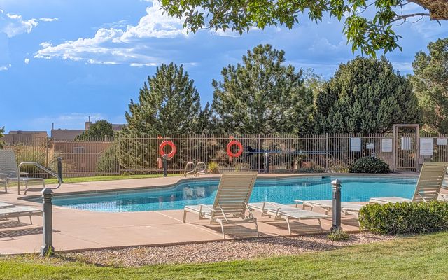 6212 Buffalo Hills Drive NE, Albuquerque, NM 87111
