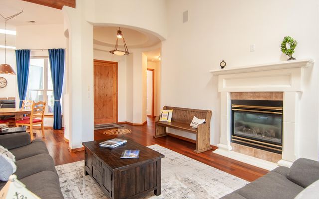 6212 Buffalo Hills Drive NE, Albuquerque, NM 87111