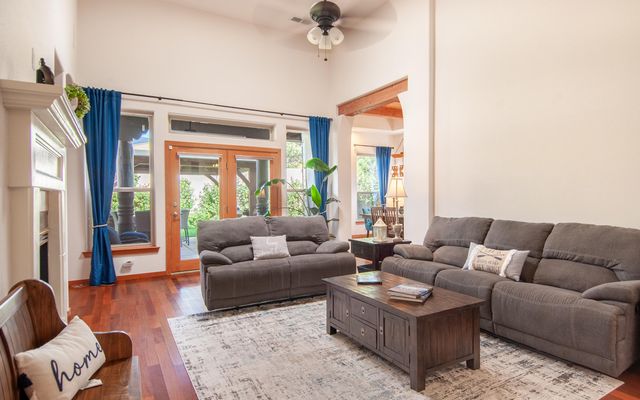 6212 Buffalo Hills Drive NE, Albuquerque, NM 87111