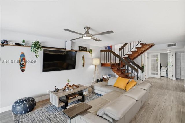 958 Mockingbird Ln 514, Plantation, FL 33324