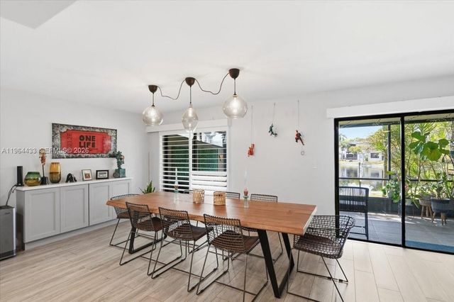 958 Mockingbird Ln 514, Plantation, FL 33324