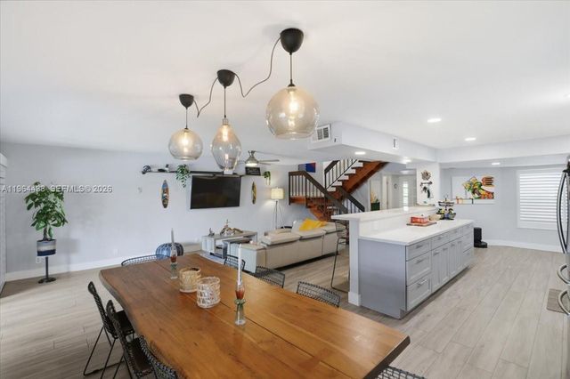 958 Mockingbird Ln 514, Plantation, FL 33324