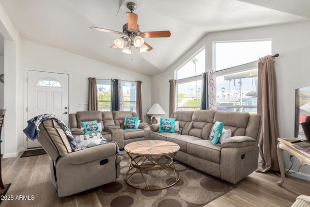 150 S WINDSOR -- 127, Mesa, AZ 85204