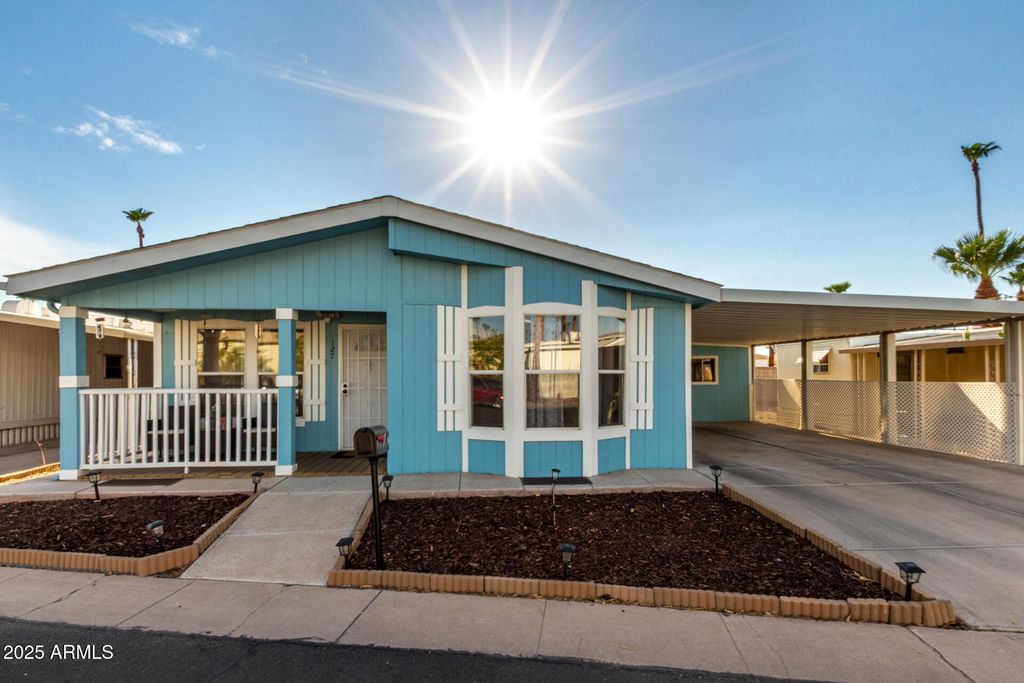 150 S WINDSOR -- 127, Mesa, AZ 85204