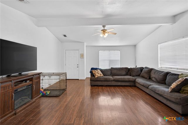 115 W Hogan Drive, Copperas Cove, TX 76522