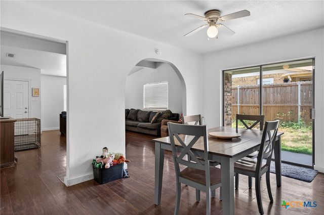 115 W Hogan Drive, Copperas Cove, TX 76522