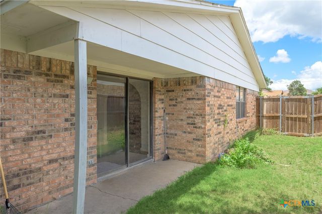 115 W Hogan Drive, Copperas Cove, TX 76522