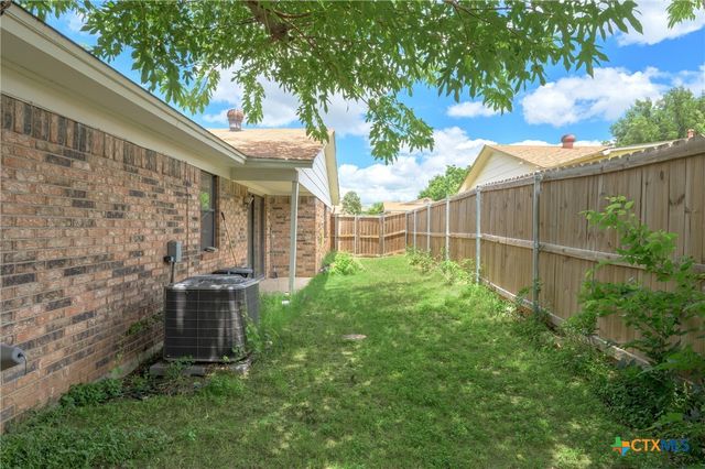 115 W Hogan Drive, Copperas Cove, TX 76522