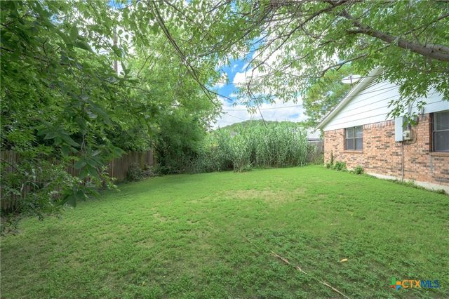 115 W Hogan Drive, Copperas Cove, TX 76522
