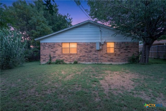 115 W Hogan Drive, Copperas Cove, TX 76522