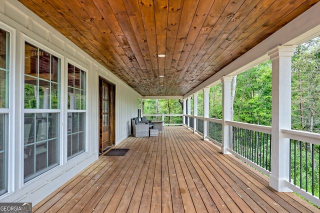 63 Redwood Lane, Tiger, GA 30576