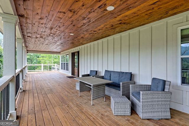 63 Redwood Lane, Tiger, GA 30576