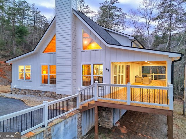 63 Redwood Lane, Tiger, GA 30576