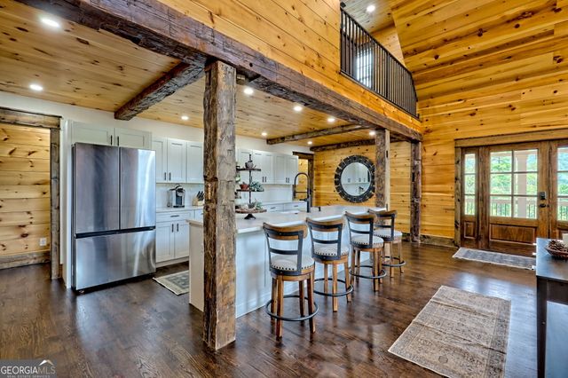 63 Redwood Lane, Tiger, GA 30576