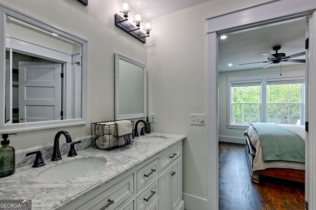 63 Redwood Lane, Tiger, GA 30576