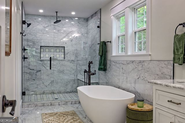 63 Redwood Lane, Tiger, GA 30576