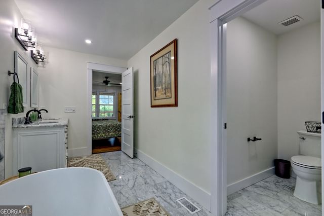 63 Redwood Lane, Tiger, GA 30576