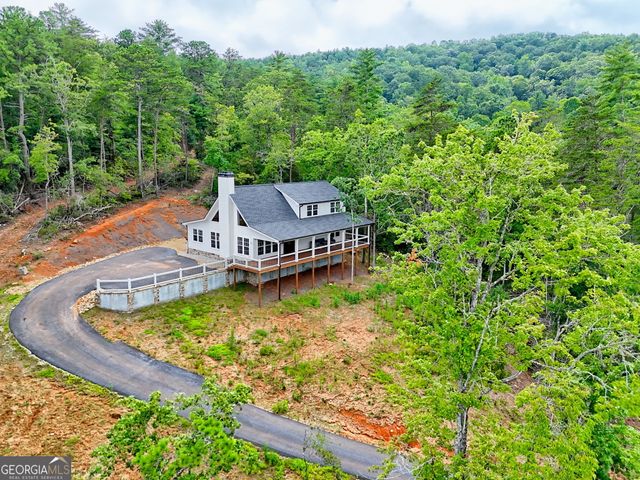 63 Redwood Lane, Tiger, GA 30576