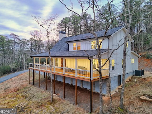 63 Redwood Lane, Tiger, GA 30576