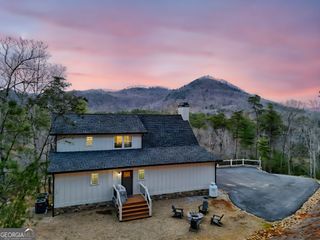 63 Redwood Lane, Tiger, GA 30576