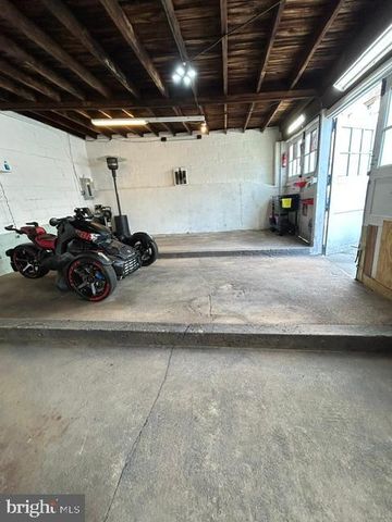 423 SPRING ST, Reading, PA 19601