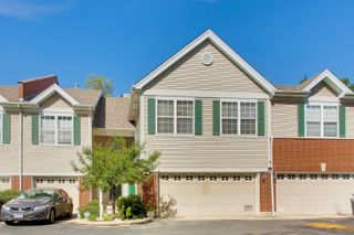 3821 N Milwaukee Avenue B, Chicago, IL 60641