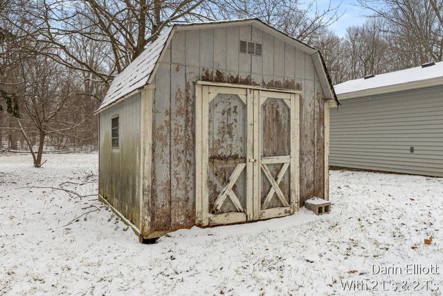 2110 Worden Street, Lansing, MI 48910