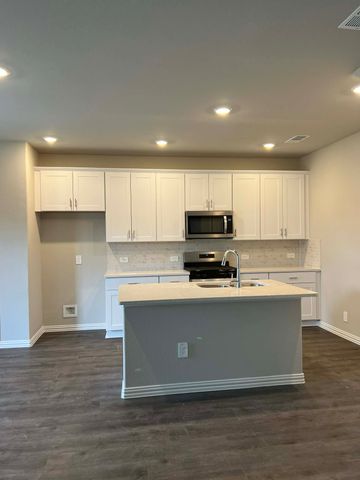 4001 Monticello Drive, Farmersville, TX 75442