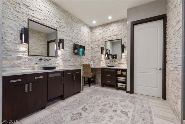 2985 American River Lane, Las Vegas, NV 89135