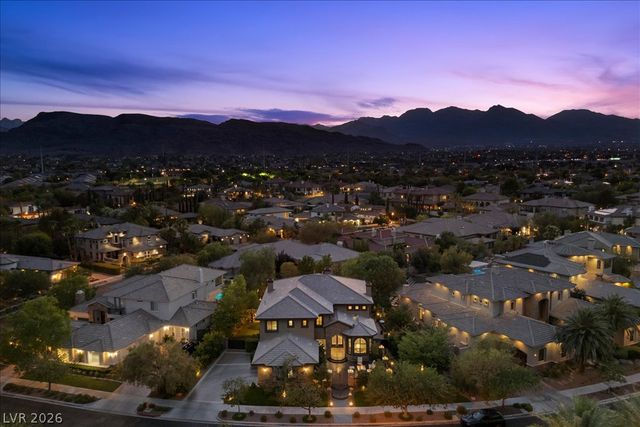 2985 American River Lane, Las Vegas, NV 89135
