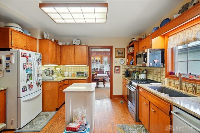 110 S Broadmoor Boulevard, Springfield, OH 45504