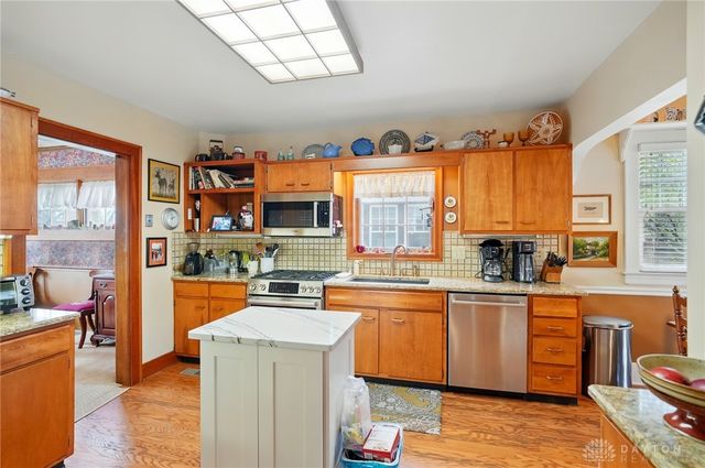 110 S Broadmoor Boulevard, Springfield, OH 45504