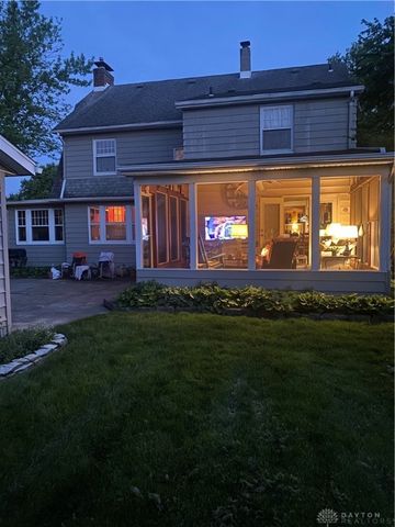 110 S Broadmoor Boulevard, Springfield, OH 45504