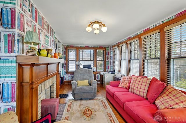110 S Broadmoor Boulevard, Springfield, OH 45504