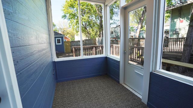 63 Lawson Avenue W, Saint Paul, MN 55117
