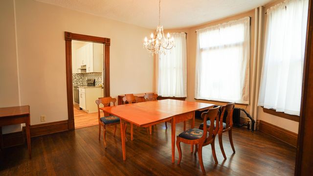 63 Lawson Avenue W, Saint Paul, MN 55117