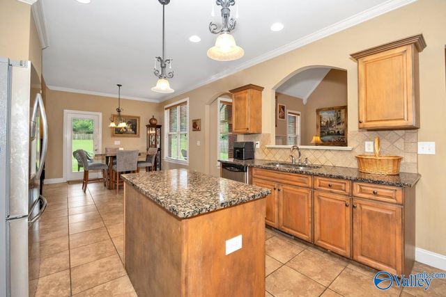 186 Silo Hill Road, Madison, AL 35758