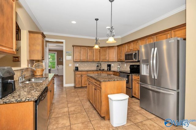 186 Silo Hill Road, Madison, AL 35758