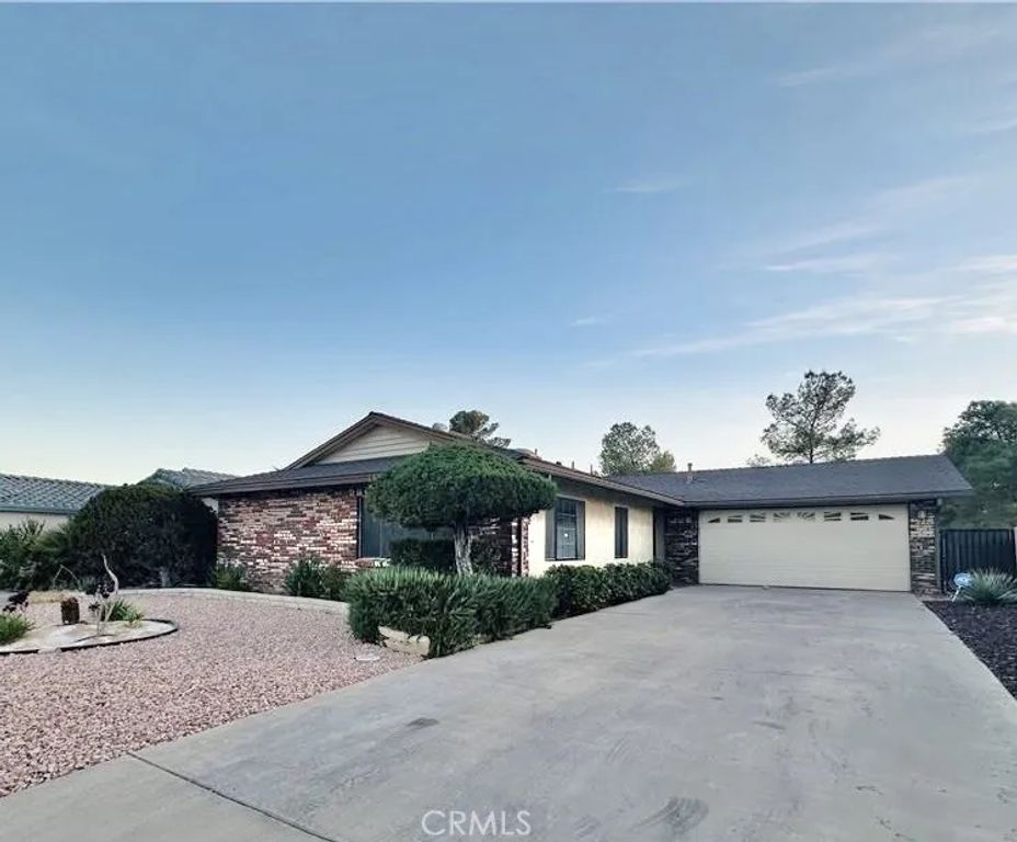 13925 Burning Tree Dr, Victorville, CA 92395