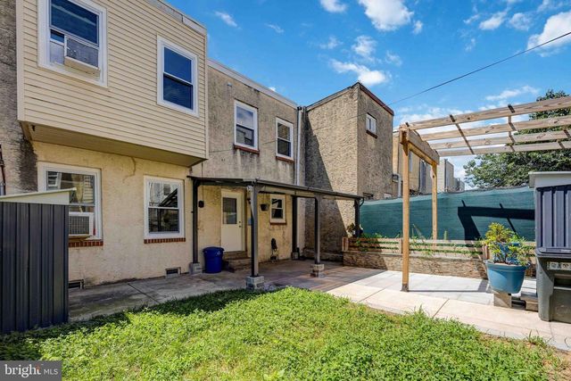 2715 SEARS ST, Philadelphia, PA 19146