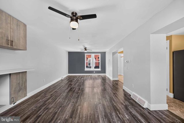 2715 SEARS ST, Philadelphia, PA 19146