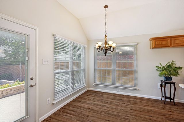 3516 Stone Creek Court, Fort Worth, TX 76137