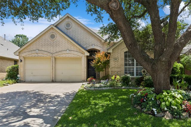 3516 Stone Creek Court, Fort Worth, TX 76137