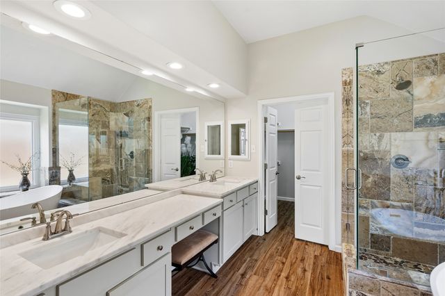 3516 Stone Creek Court, Fort Worth, TX 76137