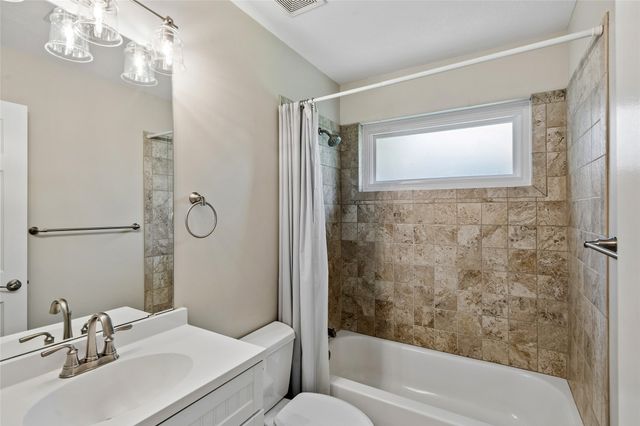 3516 Stone Creek Court, Fort Worth, TX 76137