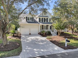 179 Oak Point Landing Drive, Mount Pleasant, SC 29464