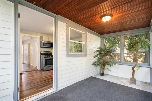 1516 Cole Avenue Ne, City Of Grand Rapids, MI 49505