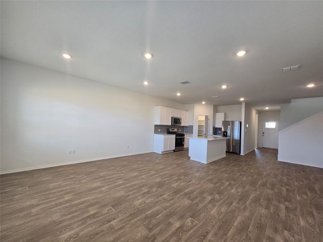 352 San Juan TRL, Bastrop, TX 78602