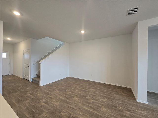 352 San Juan TRL, Bastrop, TX 78602