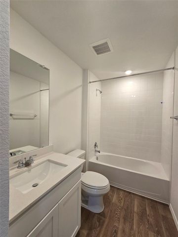 352 San Juan TRL, Bastrop, TX 78602